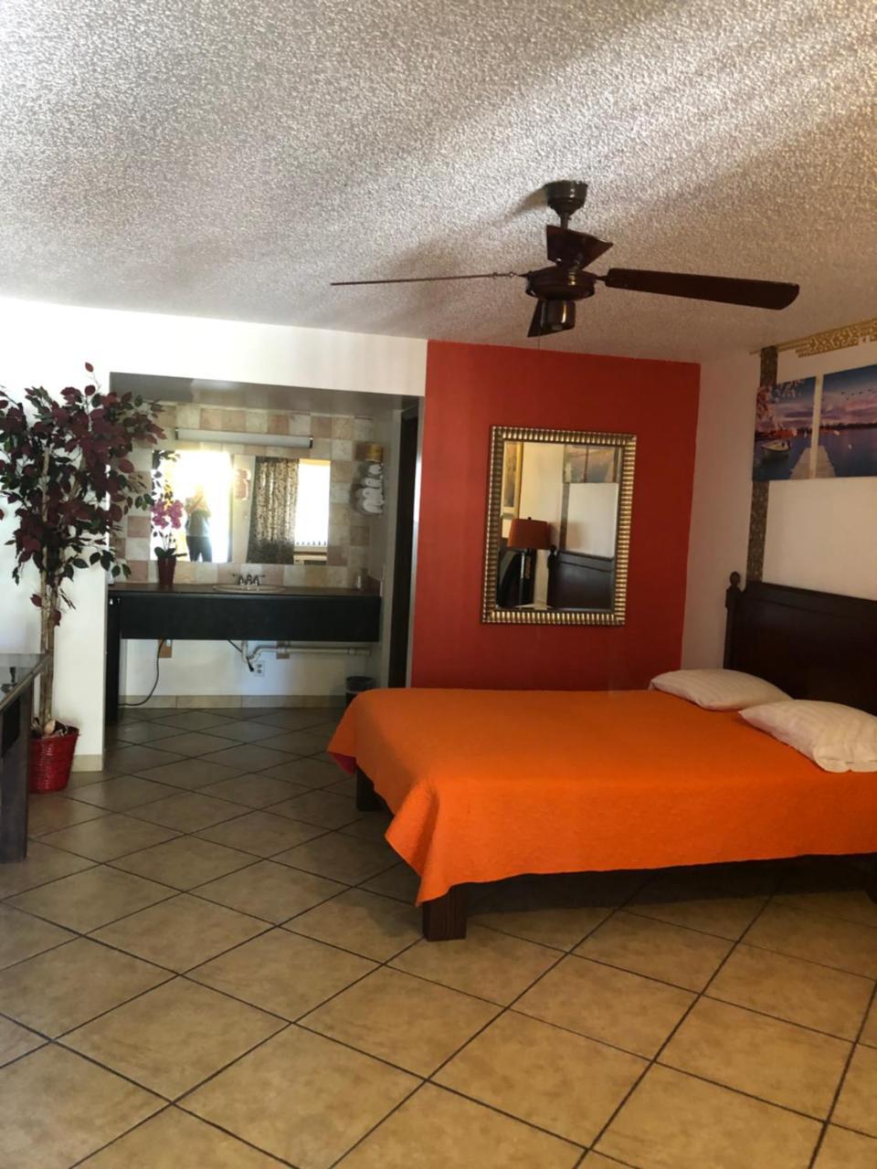 ليك وورث Lago Motor Inn المظهر الخارجي الصورة